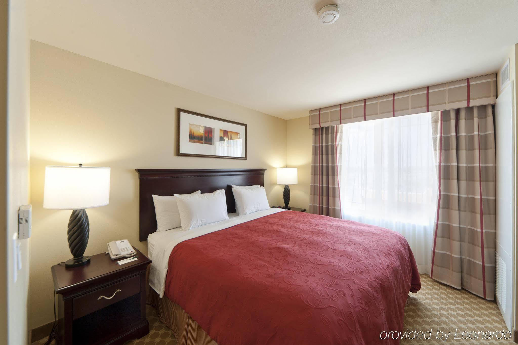 Hotel & - By Ihg Barstow
