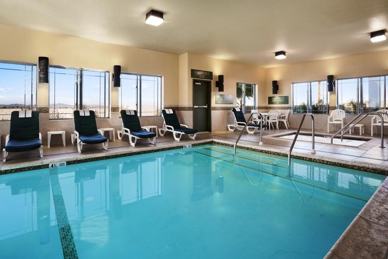 & - By Ihg 3* Barstow