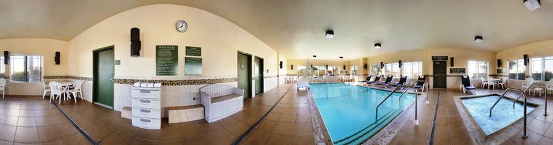 & - By Ihg Barstow